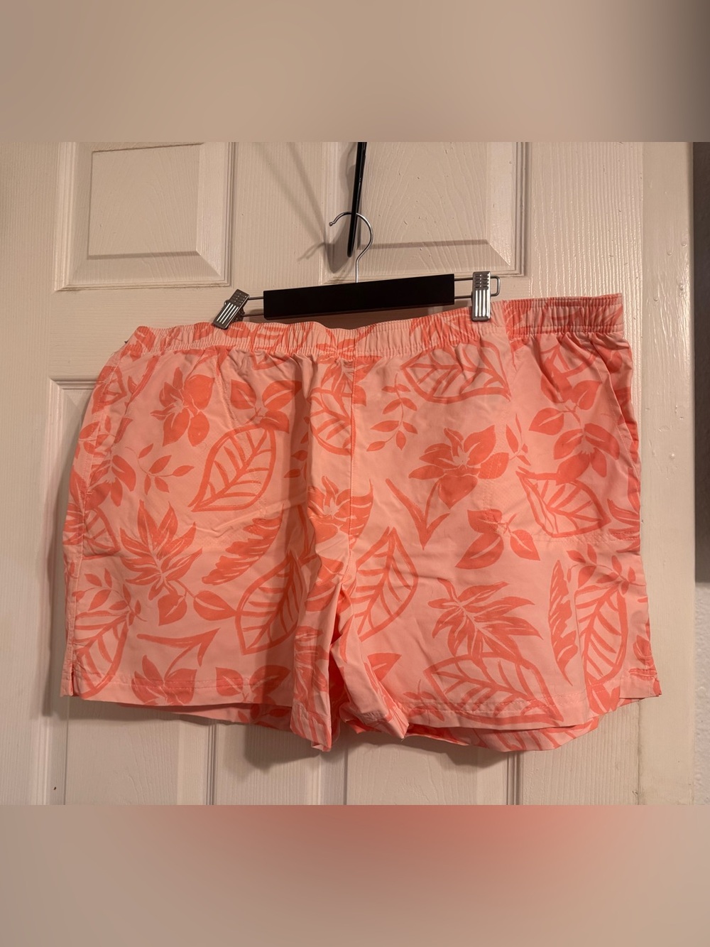 Columbia Tropical Printed Shorts